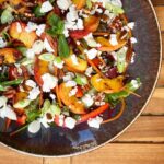 Salade gegrilde perzik